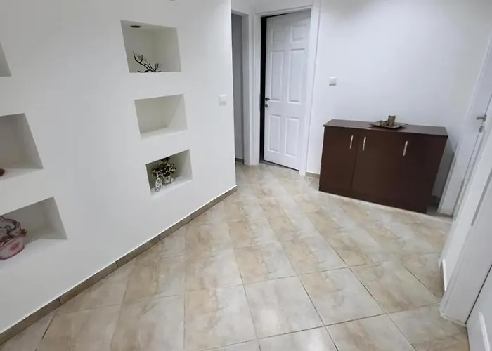 Apartment Lakeside View Memlishte